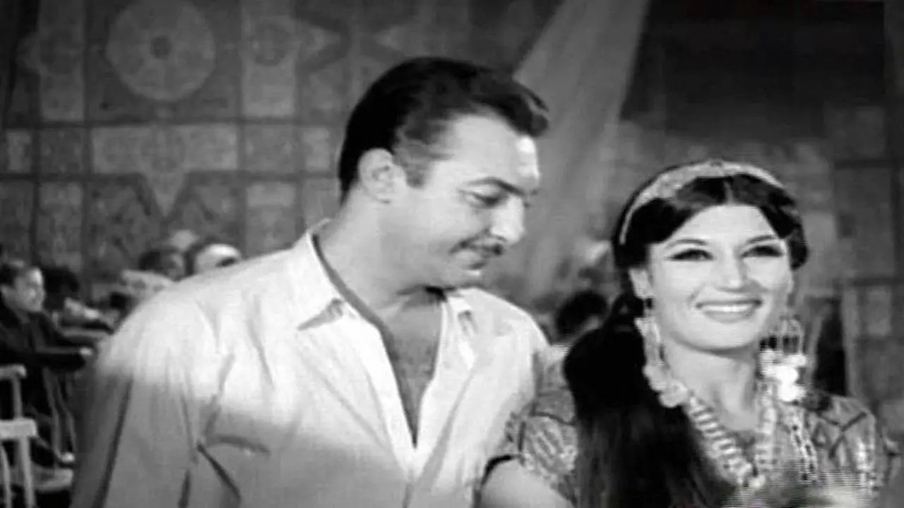 Huwa wa el nessaa backdrop