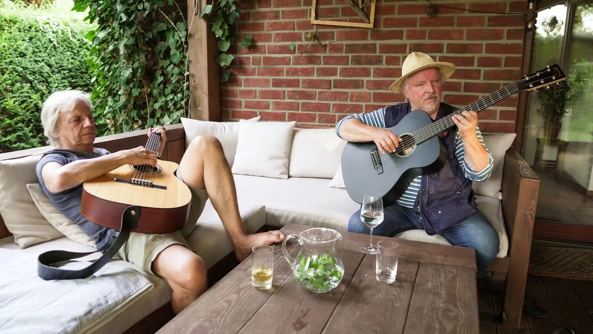 Moinsen! Ich bin Axel Prahl backdrop